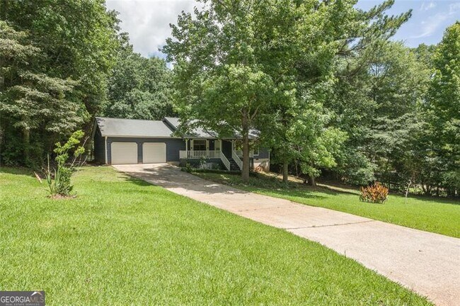 Building Photo - 310 Summerwood Dr