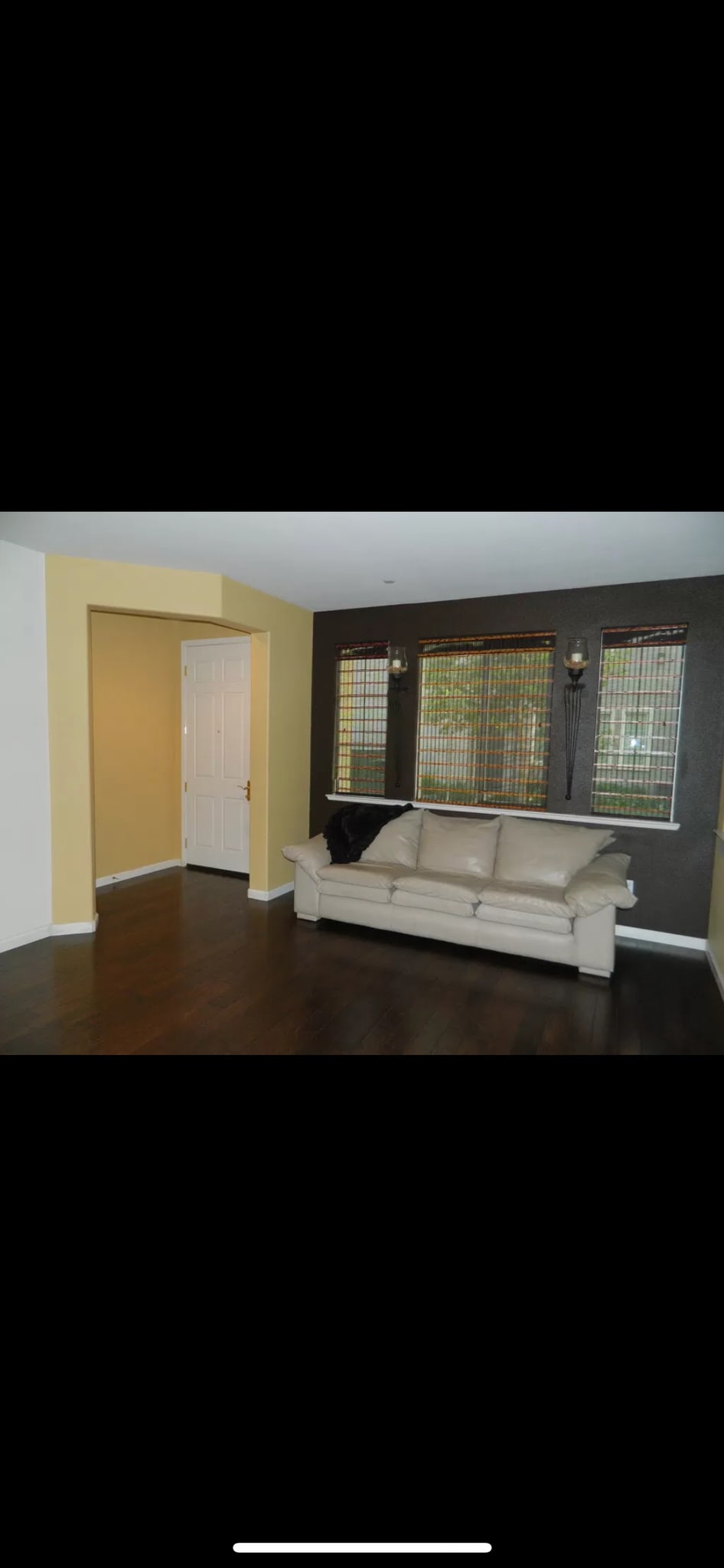 Building Photo - 1203 Ferry Cir