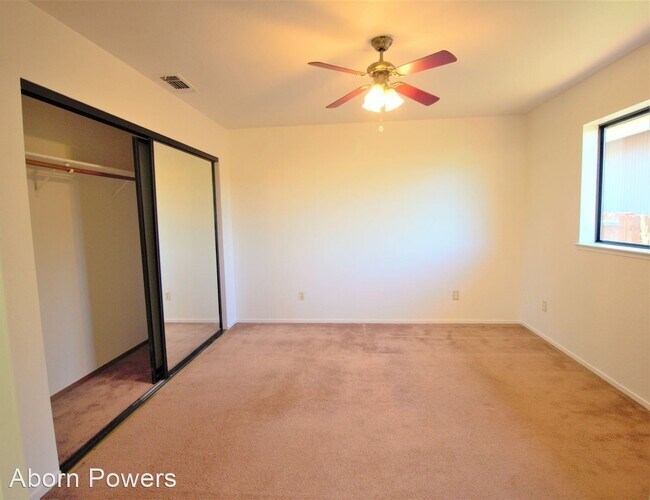 Building Photo - 2 br, 2 bath House - 2784 Oak Creek Court