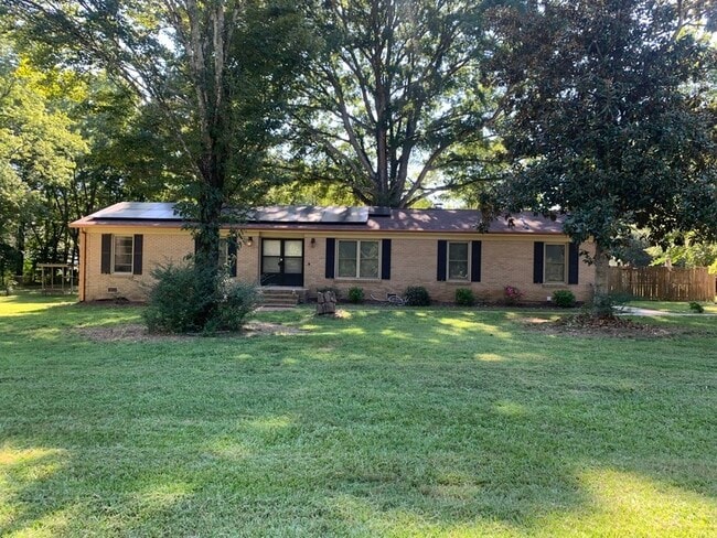 Primary Photo - 7332 Kuck Rd