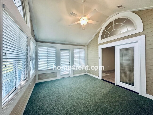 Building Photo - Maintenance FREE, Ranch Style Townhome w/ ...