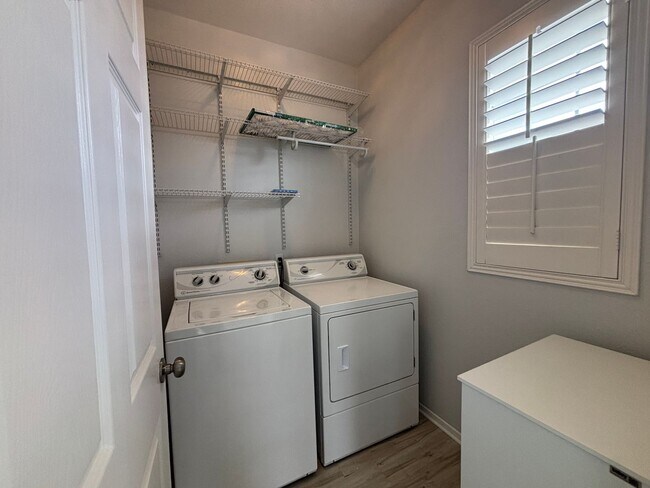 Building Photo - Beautiful 2 Story home in Carlsbad!