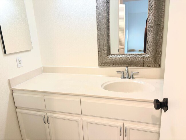 Building Photo - 258 Sandpiper Ct