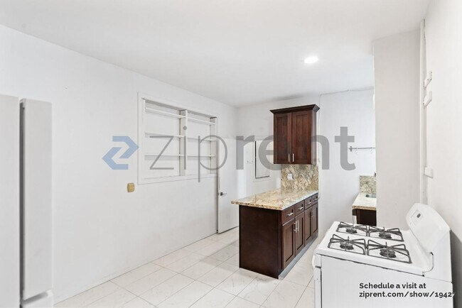 Building Photo - 39a Cook St