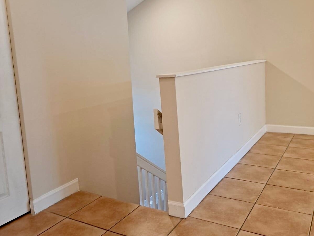 Building Photo - 4635 NW 97th Pl