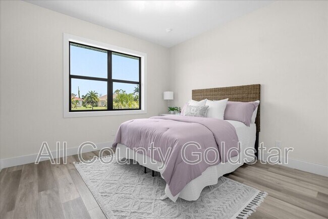 Building Photo - 1173 Rotonda Cir