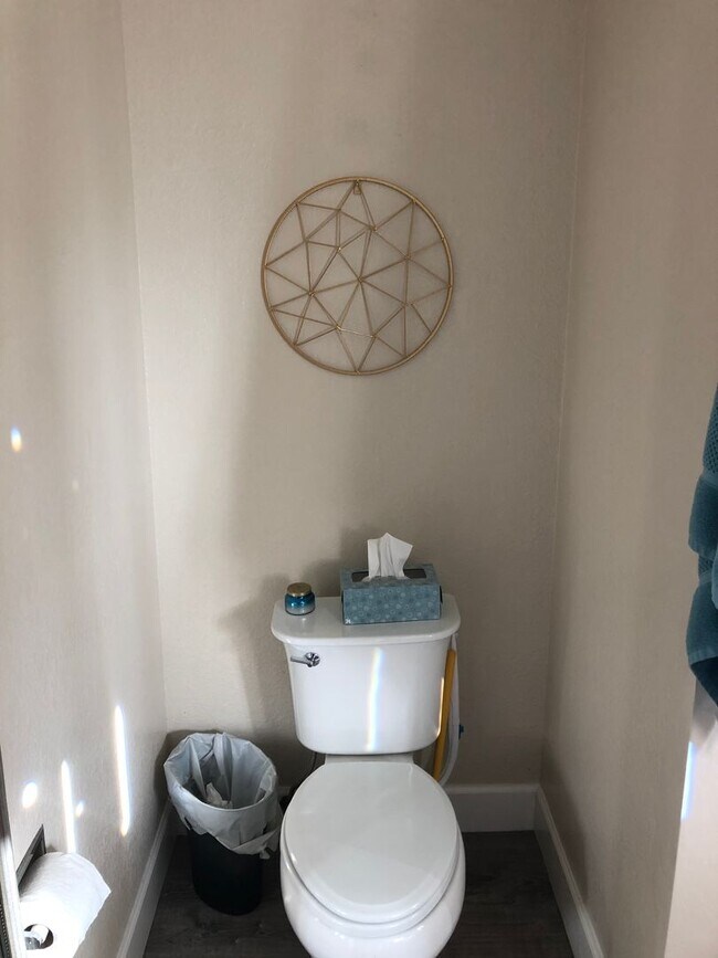 Building Photo - El Dorado (173)(LO)