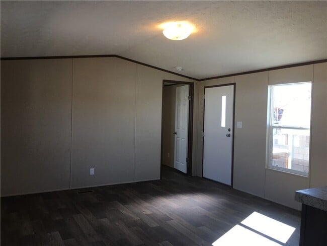 Building Photo - 2149 Hermosa Dr