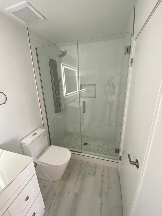 Building Photo - 9653 S 44th St