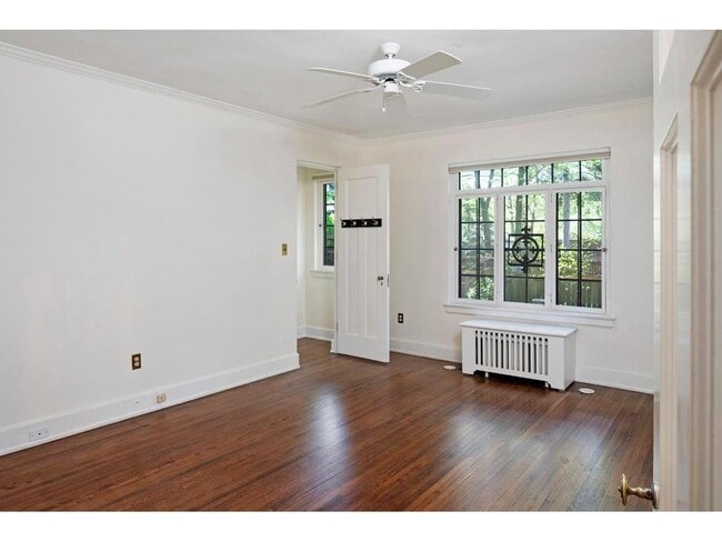 Building Photo - 1769 Dupont Ave S