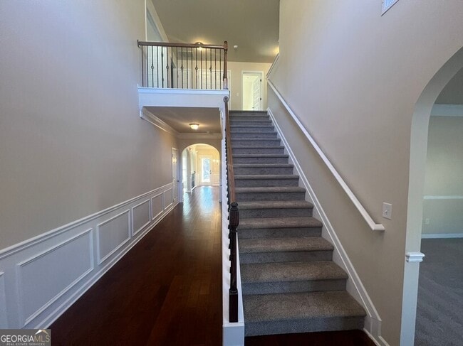 Building Photo - 130 Silver Peak Dr