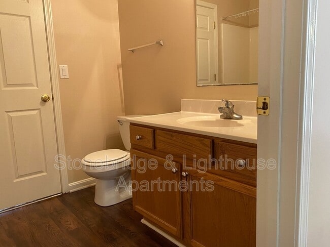 Building Photo - 1104 Lighthouse Dr