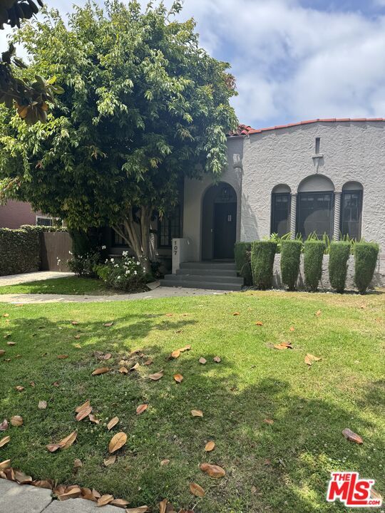 Primary Photo - 107 S Lucerne Blvd