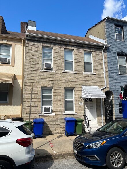 Welcome Home! - 246 S Exeter St