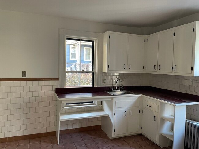 Building Photo - 20 Pleasant Ave