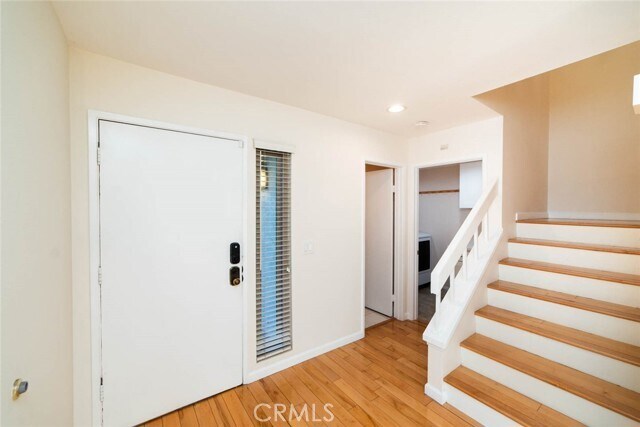 Building Photo - 13 Morena