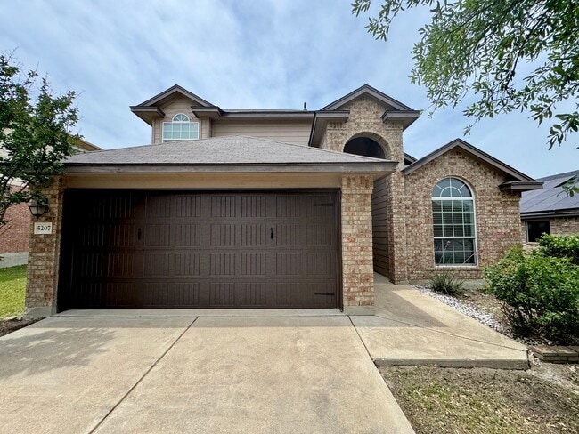 Building Photo - 5207 Bridgewood Dr