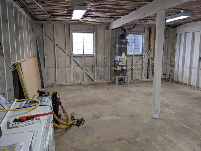 Building Photo - 1431 Northlake Way NW