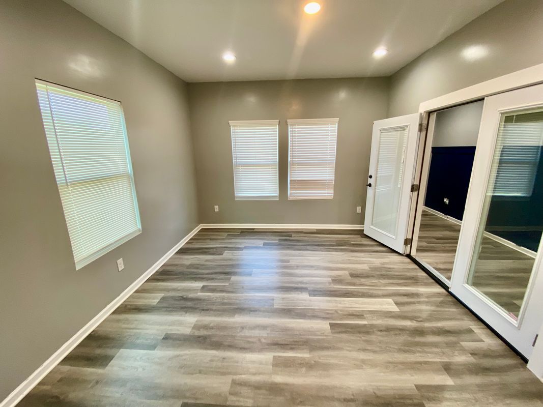 Building Photo - 20 Triumph Trail