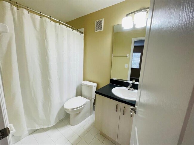 Building Photo - 4854 NW 58th Manor