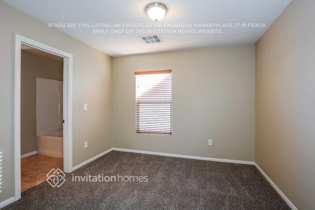 Building Photo - 25 W Focal Point Ave