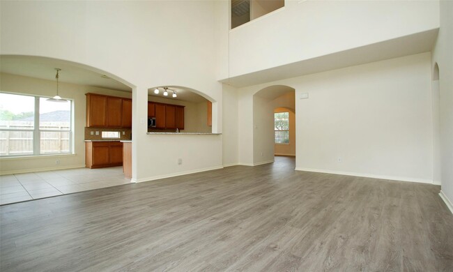 Building Photo - 20506 Spring Lilac Ln