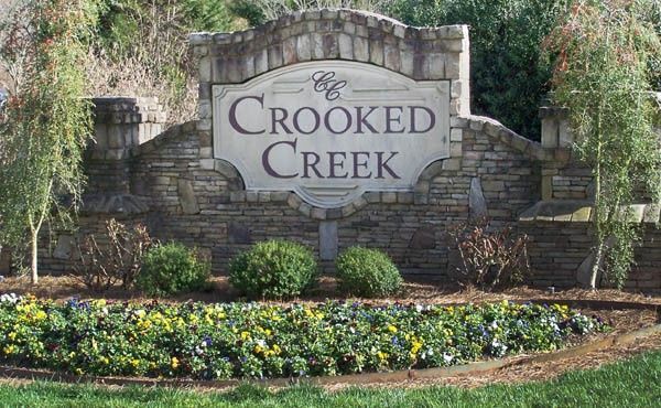 Building Photo - 5623 Crooked Creek Dr