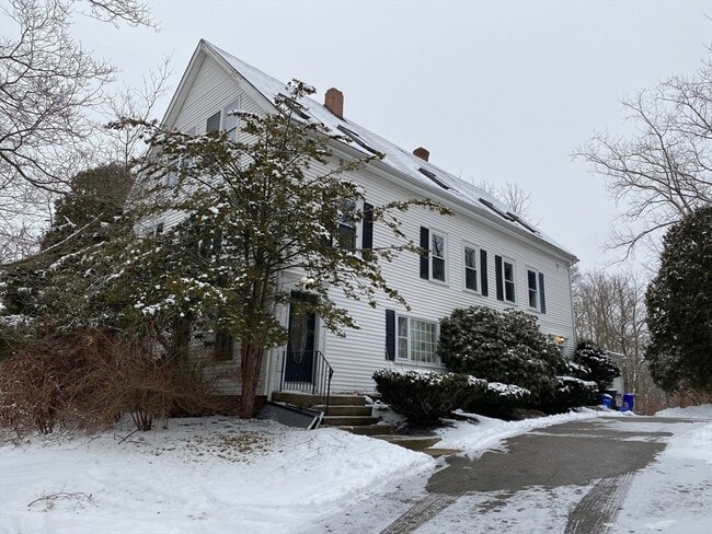 Primary Photo - 161 Cedar St