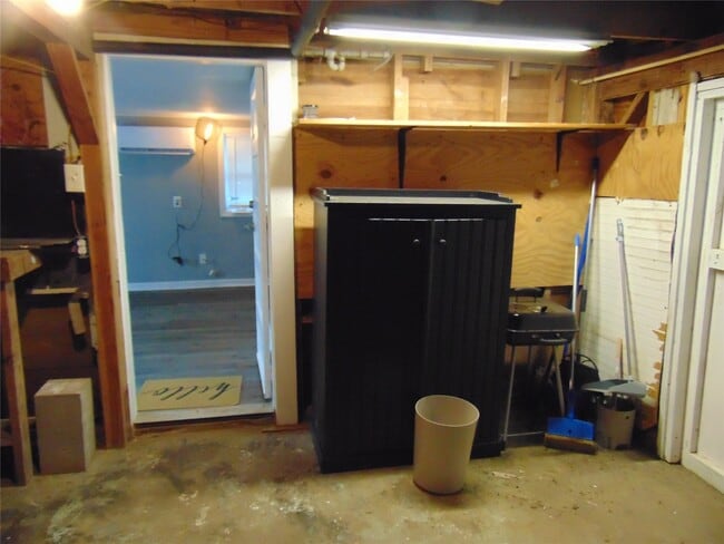 Building Photo - 5113 Avenue O 1/2