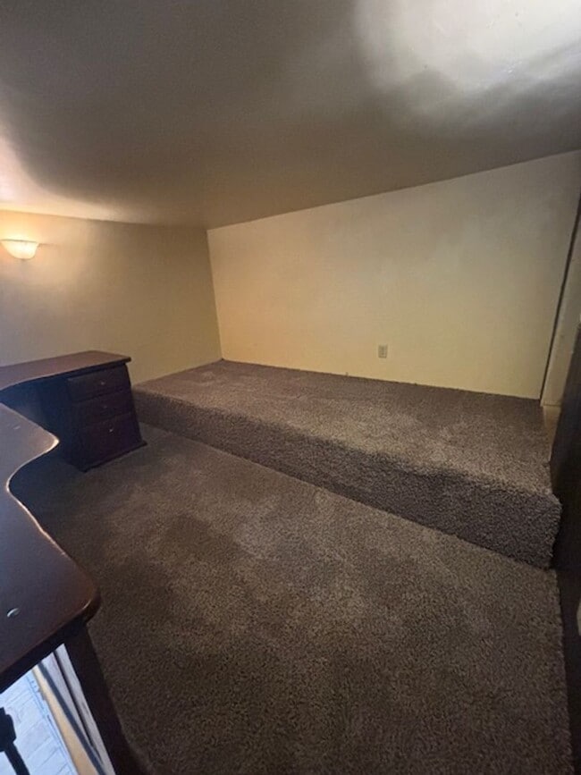 Building Photo - Studio in Kimberly