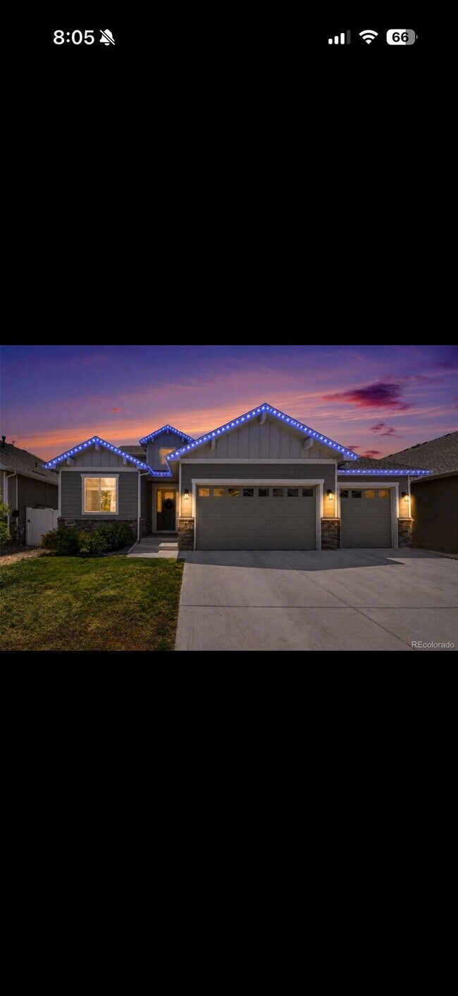 Building Photo - 1833 Castle Hill Dr