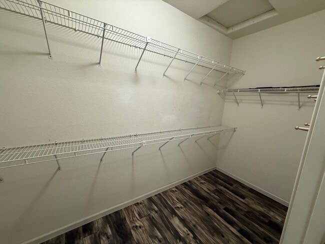 Building Photo - 9644 Crisswell Dr