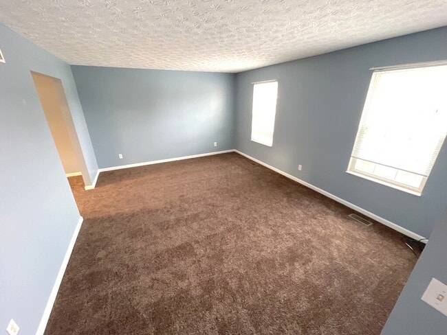 Building Photo - 6498 Midnight Sun Dr