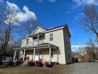 Building Photo - 621 S Mebane St