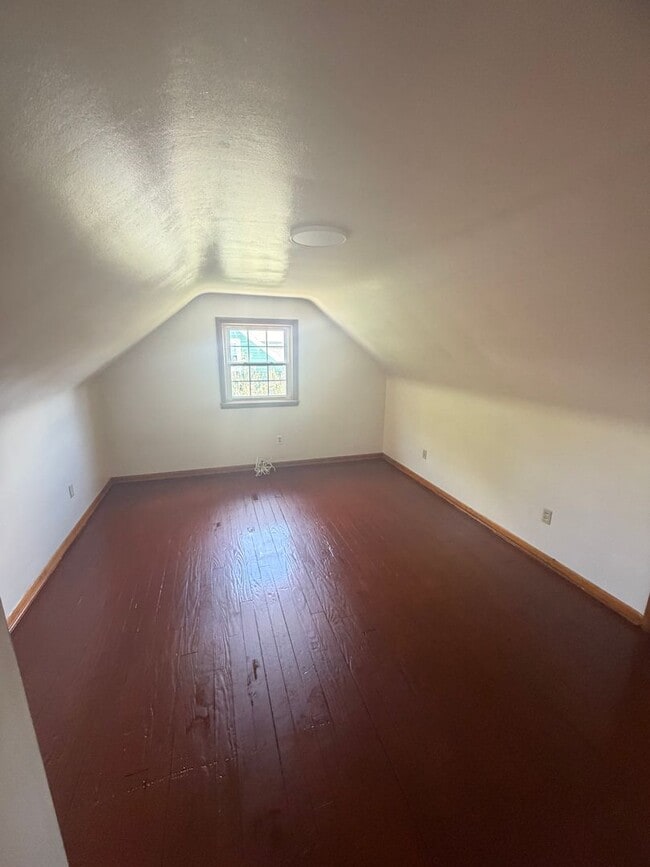 Building Photo - Upper West Side 4 Bedroom House