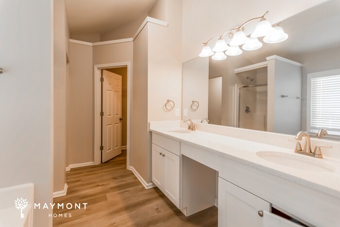 Building Photo - 4364 Walforde Blvd