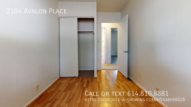 Building Photo - Three Bedroom Garden Apartment- Columbus