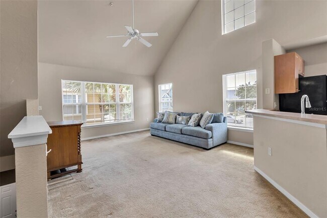 Building Photo - 5541 Rosehill Rd