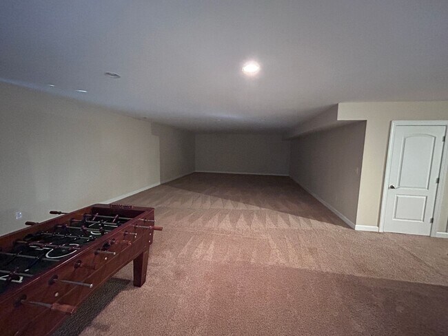 Building Photo - PFAFFTOWN, NC! Lochurst neighborhood. Reagan HS! 5 bedroom, 4.5 bathrooms, over 5k sq ft