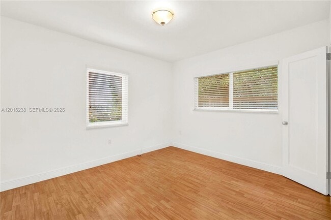 Building Photo - 6890 SW 51st St