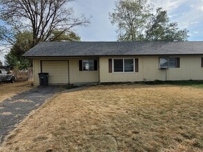 Building Photo - 1222/1224vand