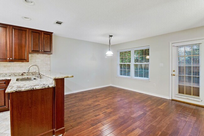 Building Photo - 4678 Windstarr Dr