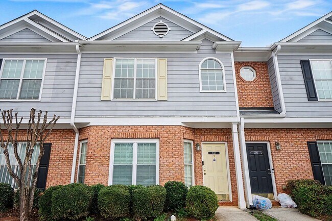 Building Photo - 2545 Walden Lake Dr