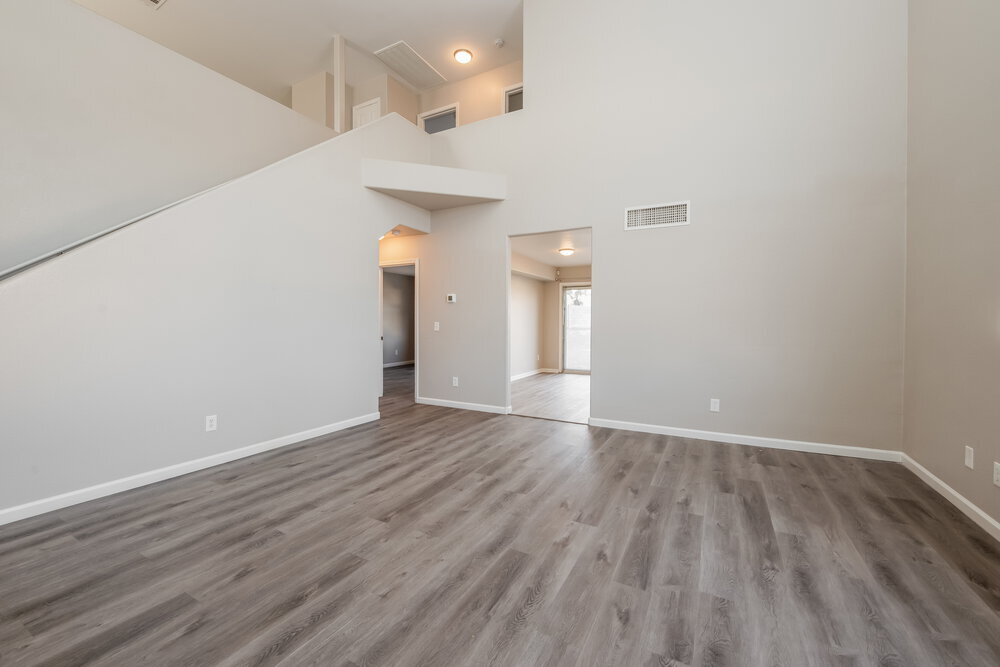 Building Photo - 6101 Bardstown Dr