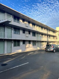 Building Photo - Makiki 1 Bedroom 1 Bath Available Now!