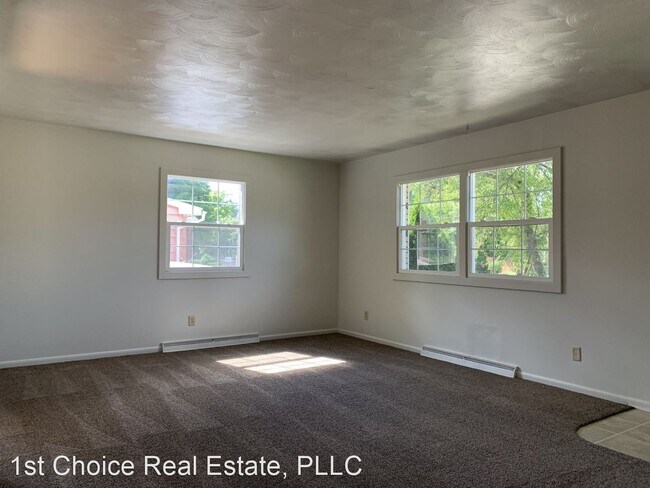 Building Photo - 3 br, 1 bath House - 5523 W. Michigan Ave.