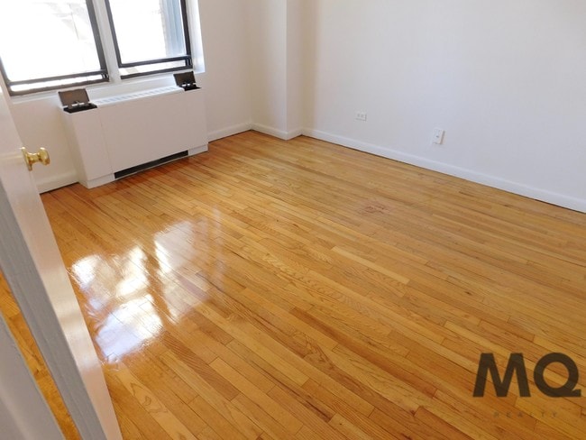 Floorplan - 23-35  Broadway