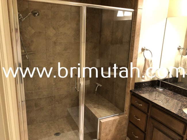 Building Photo - 3944 S 900 E