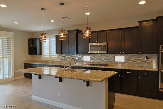 Building Photo - 531 Signal Peak St