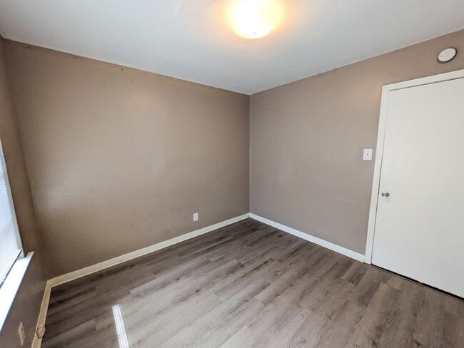 Building Photo - 436 Gardenia Ave